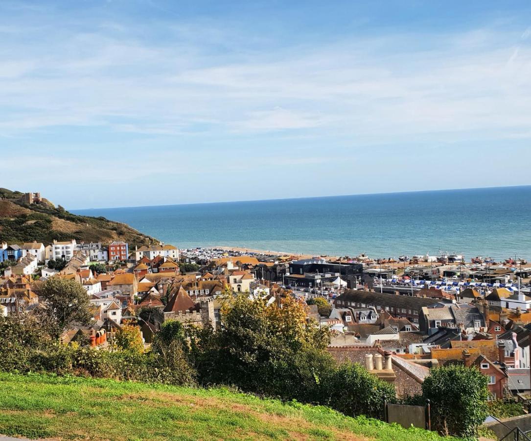 West Hill Retreat Seaview Balcony Chic Loft Studio & Free Parking Hastings Exterior photo